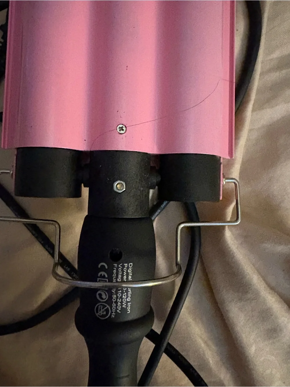 Triple Barrel Pink Hair Waver